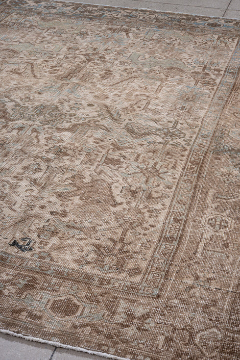 Antique Heriz Area Rug (7' x 9')